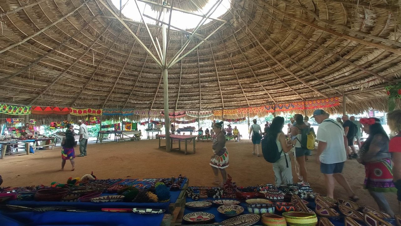 047 San Blas - Shelter Bay